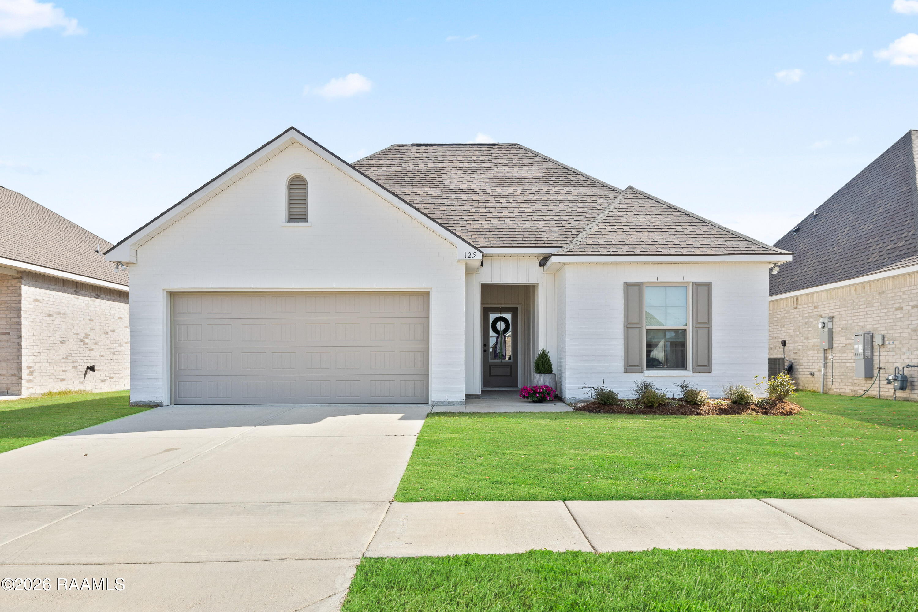 125 Segovia Way-01