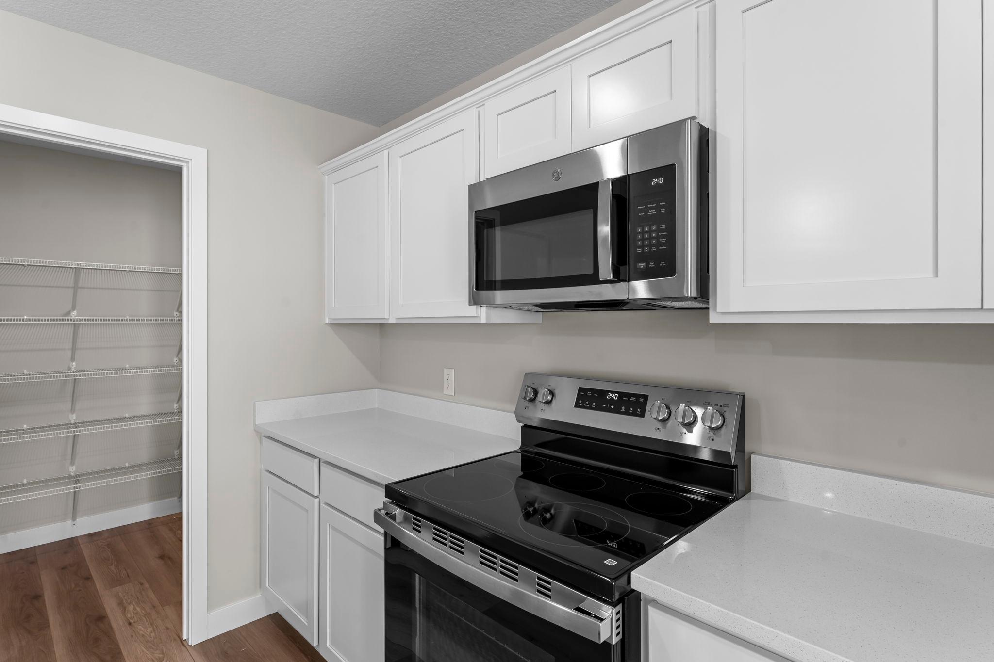 2140 Violet Lane Faribault, MN 55021 - Photo 13 of 47