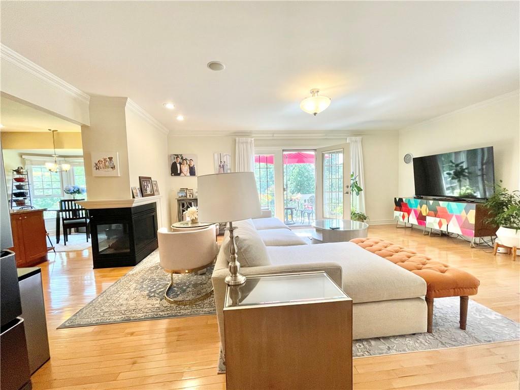 518 Farndale Road Pittsburgh, PA 15215 - Photo 17 of 37 a view of a dining room with furniture