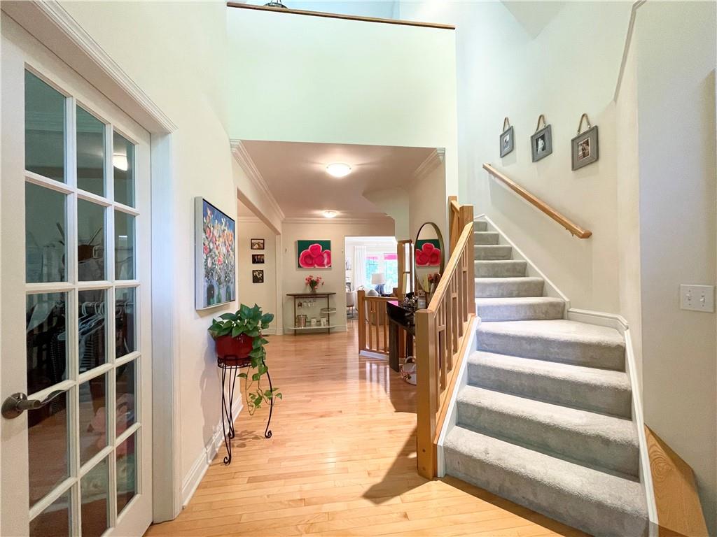 518 Farndale Road Pittsburgh, PA 15215 - Photo 5 of 37 a view of entryway and hall