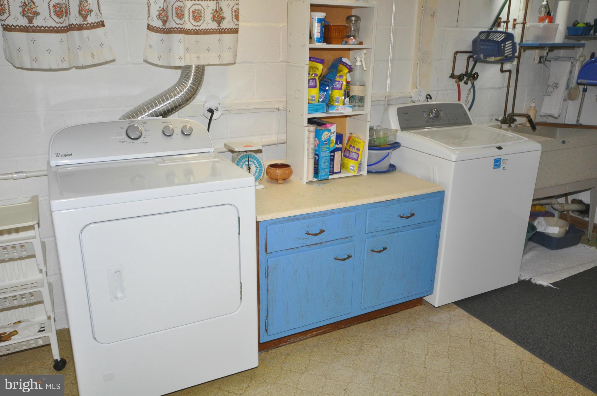 1515 Marsha Road Baltimore, MD 21227 - Photo 14 of 25 Basement Laundry