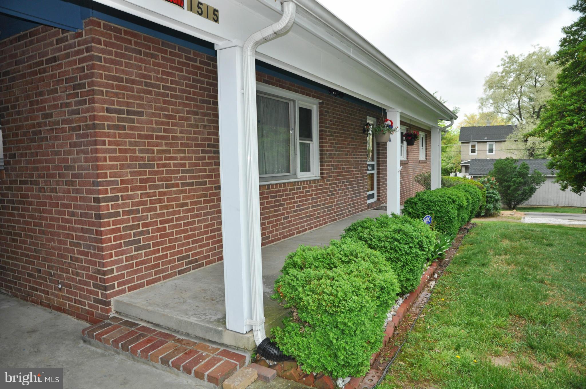 1515 Marsha Road Baltimore, MD 21227 - Photo 20 of 25 Front Porch