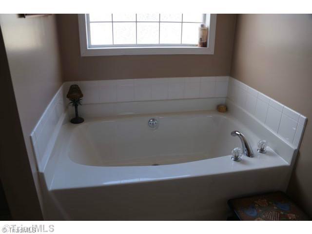 161 Dublin Road Advance, NC 27006 - Photo 10 of 16 Master Bath/Spa.