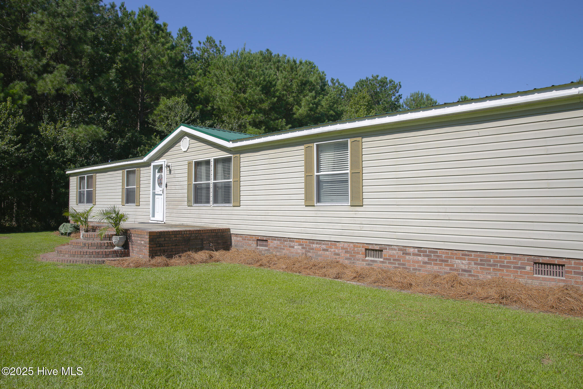 106 Summersett Road Whiteville, NC 28472 - Photo 3 of 24 106-Frt. view #2