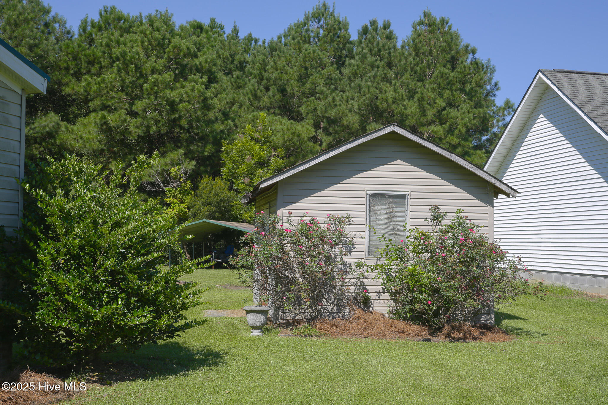 106 Summersett Road Whiteville, NC 28472 - Photo 7 of 24 106-Storage Bldg.