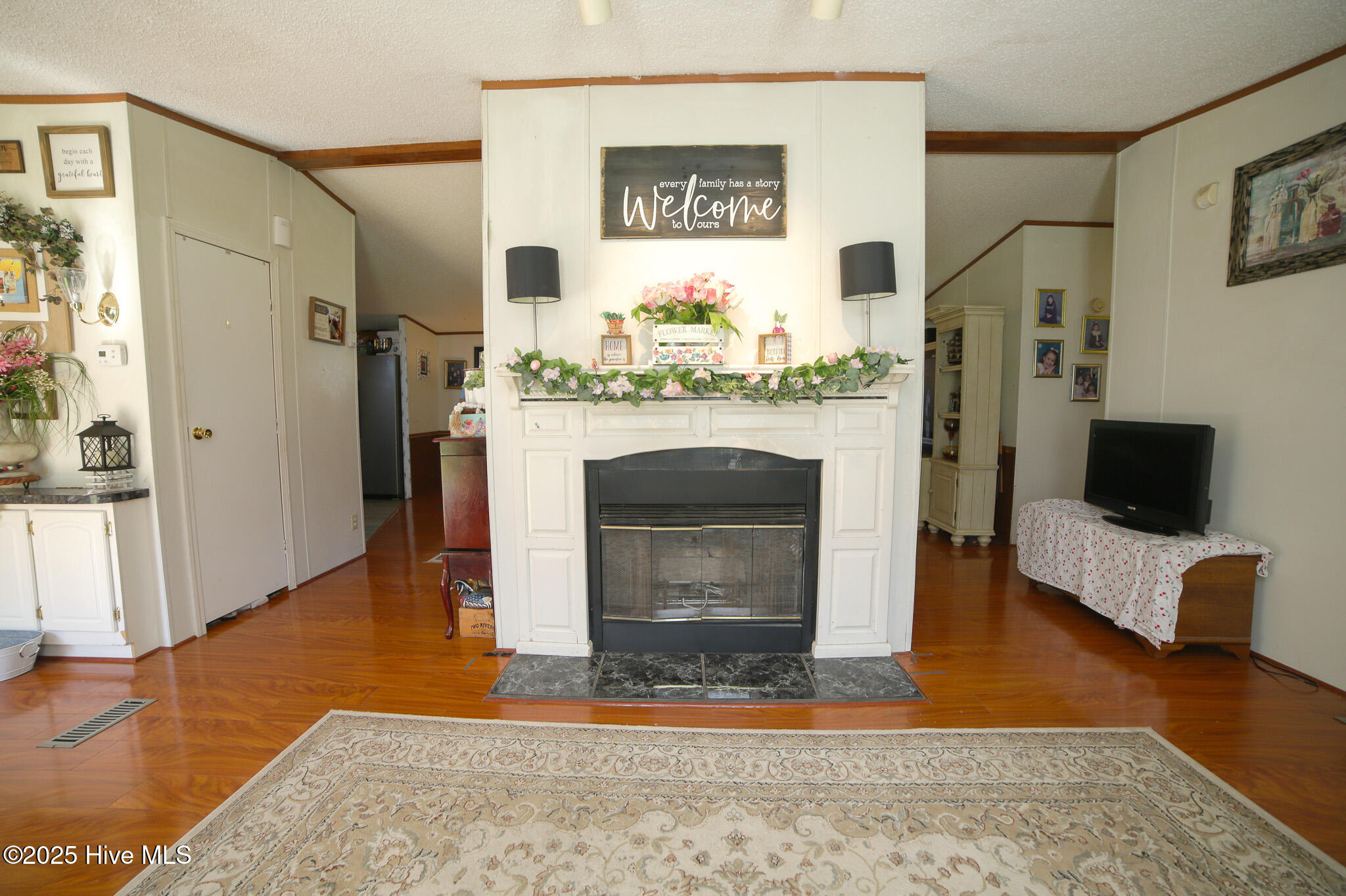 106 Summersett Road Whiteville, NC 28472 - Photo 8 of 24 106-fireplace