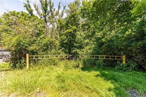 $69,900 | 2019 7th Street, New Kensington, PA 15068