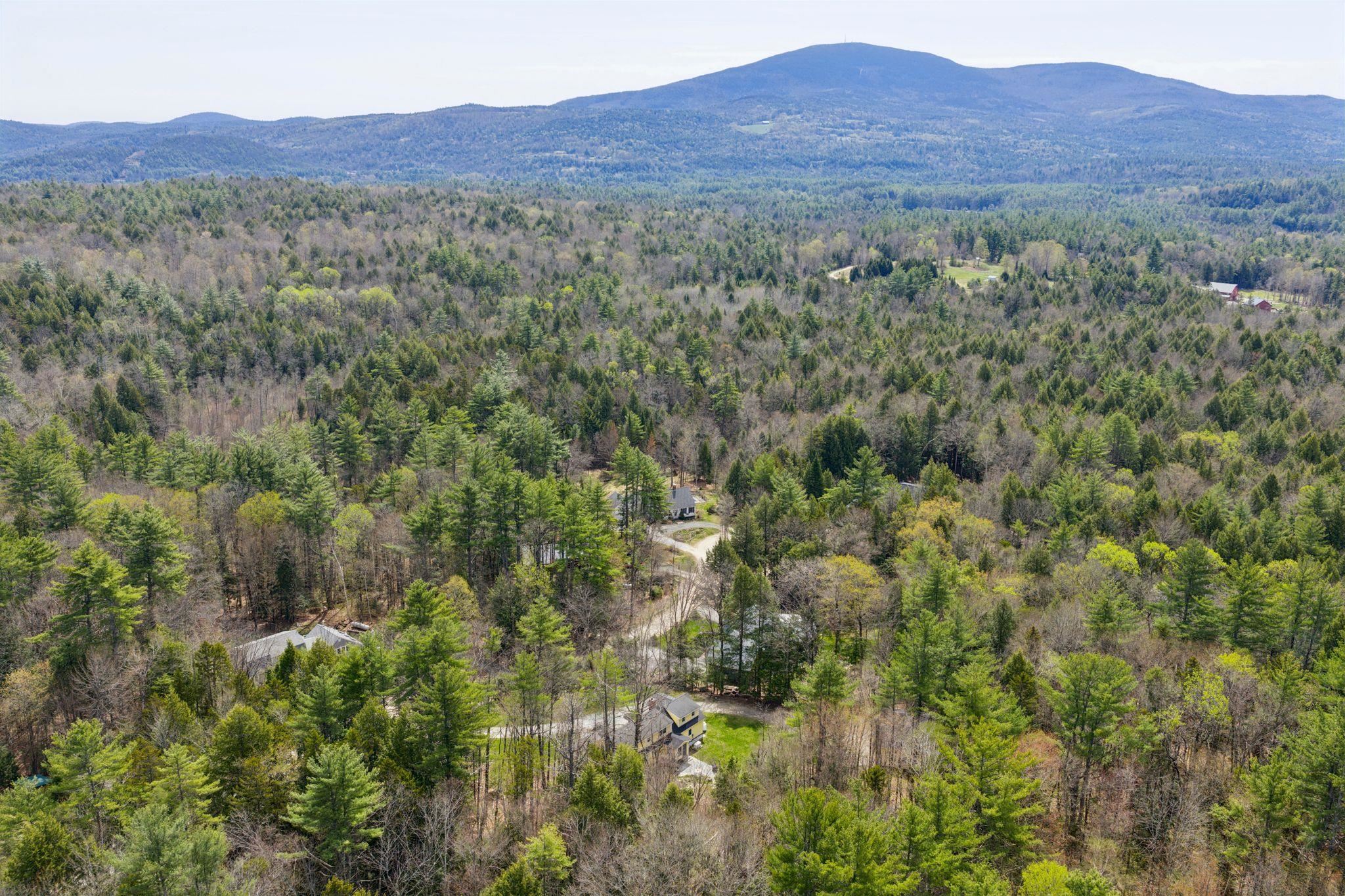 66 Sparrowhawk Road New London, NH 03257 - Photo 30 of 32