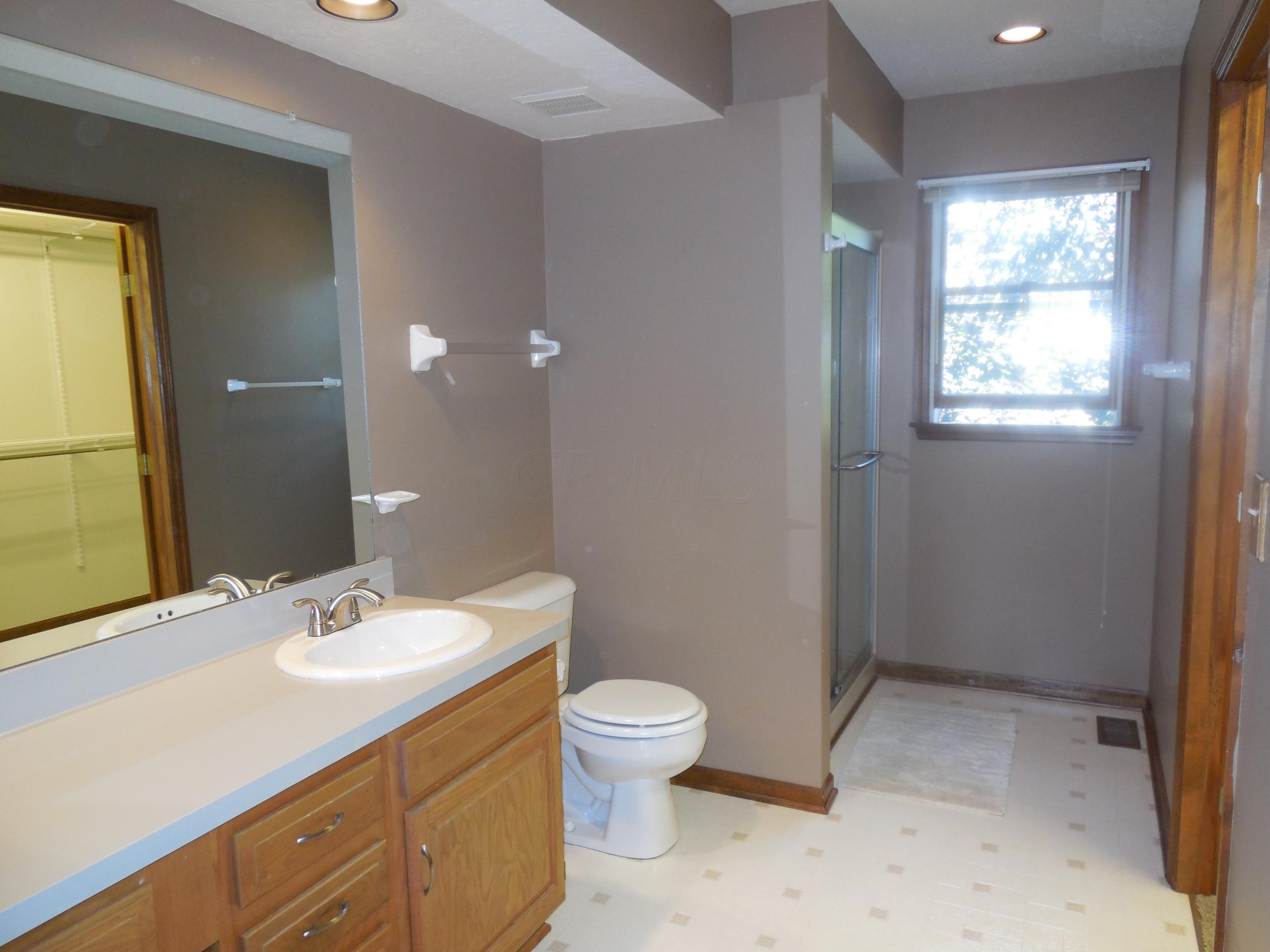 6000 Linworth Road Columbus, OH 43085 - Photo 15 of 26