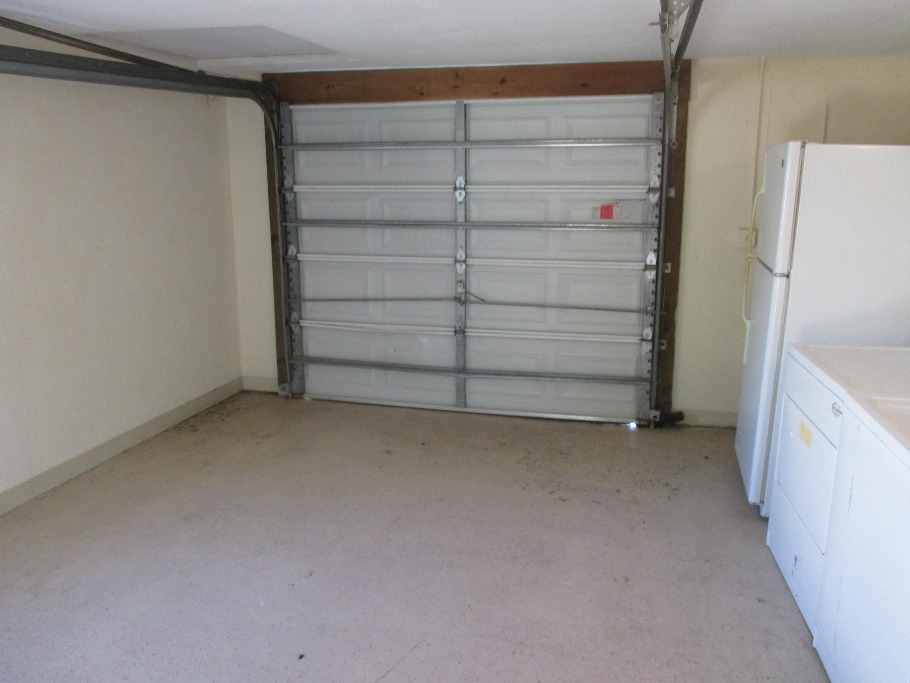 360 Ellamar Road West Palm Beach, FL 33405 - Photo 31 of 41 IMG_3637