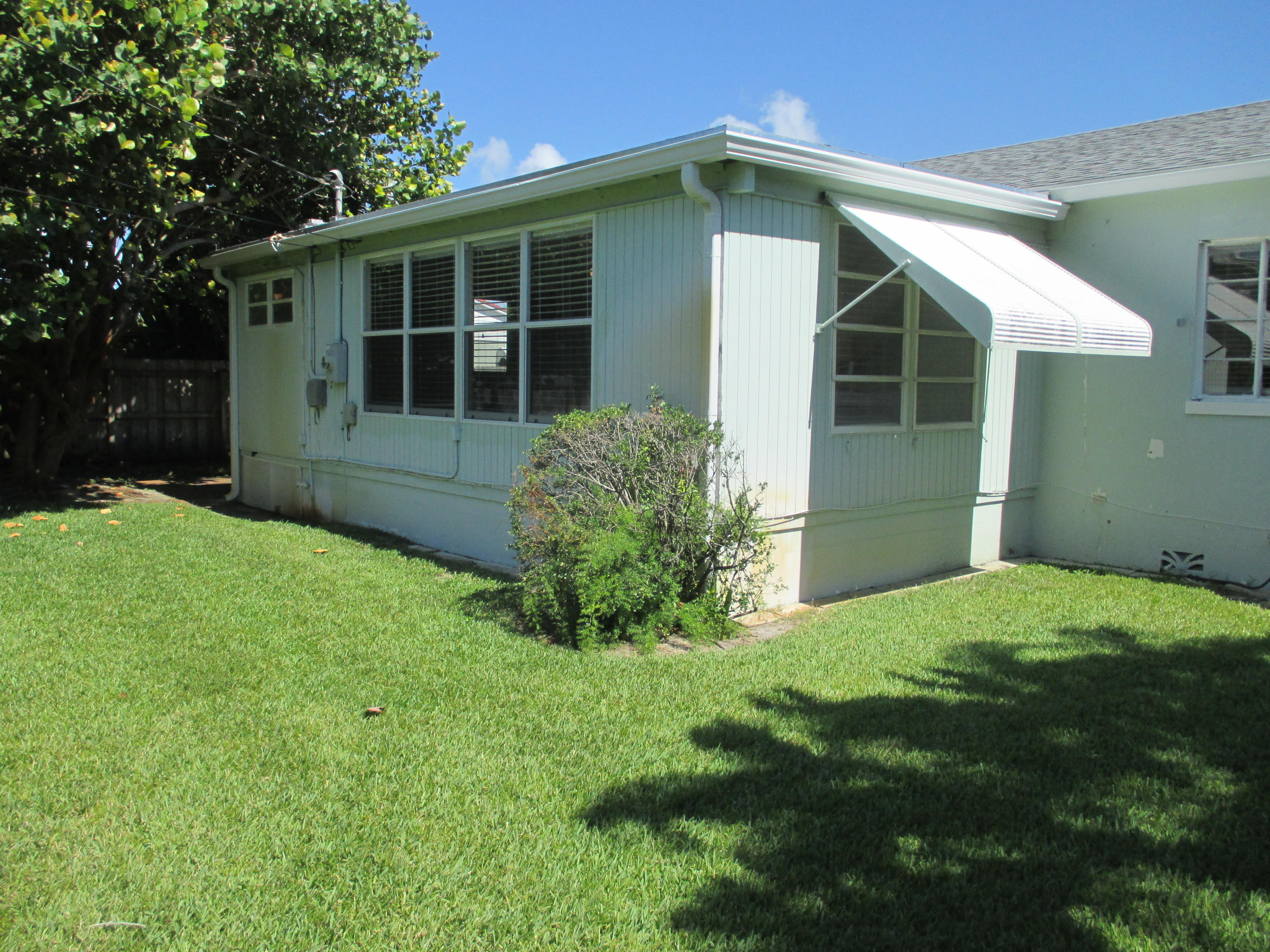 360 Ellamar Road West Palm Beach, FL 33405 - Photo 40 of 41 IMG_3648