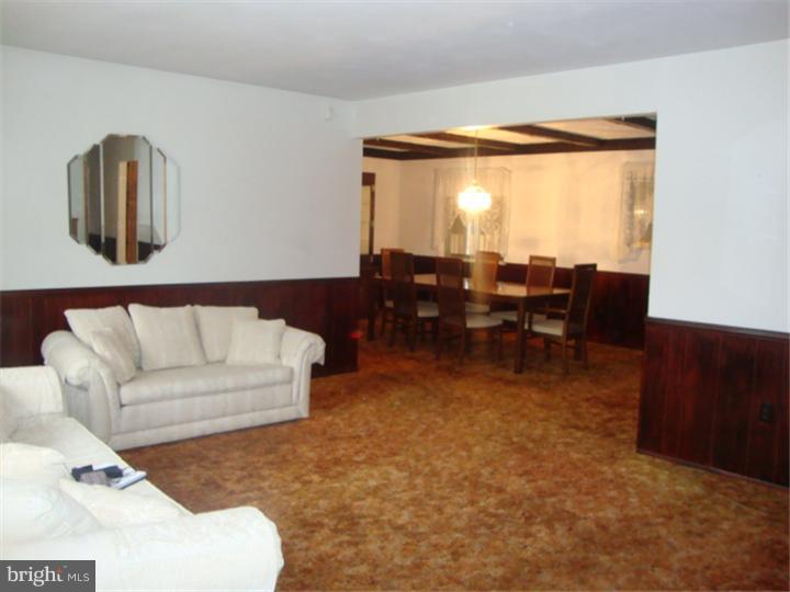 53 Endicott Road Hamilton, NJ 08690 - Photo 3 of 13