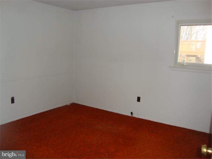 53 Endicott Road Hamilton, NJ 08690 - Photo 8 of 13