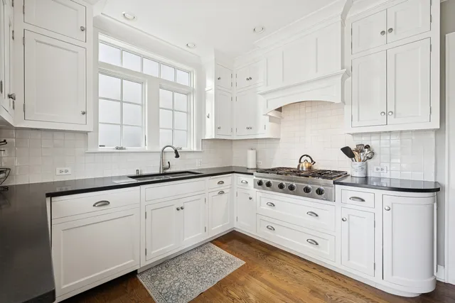 $1,199,000 | 2754 Ridge Avenue, Evanston, IL 60201