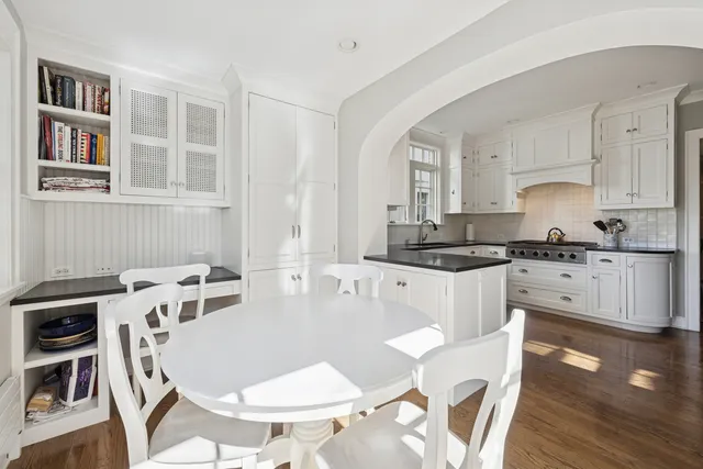 $1,199,000 | 2754 Ridge Avenue, Evanston, IL 60201