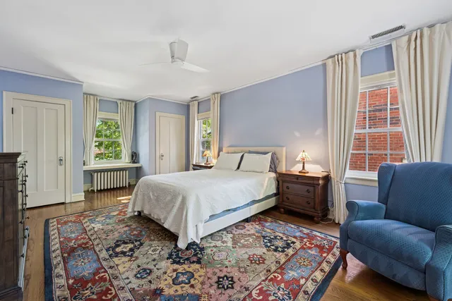 $1,199,000 | 2754 Ridge Avenue, Evanston, IL 60201