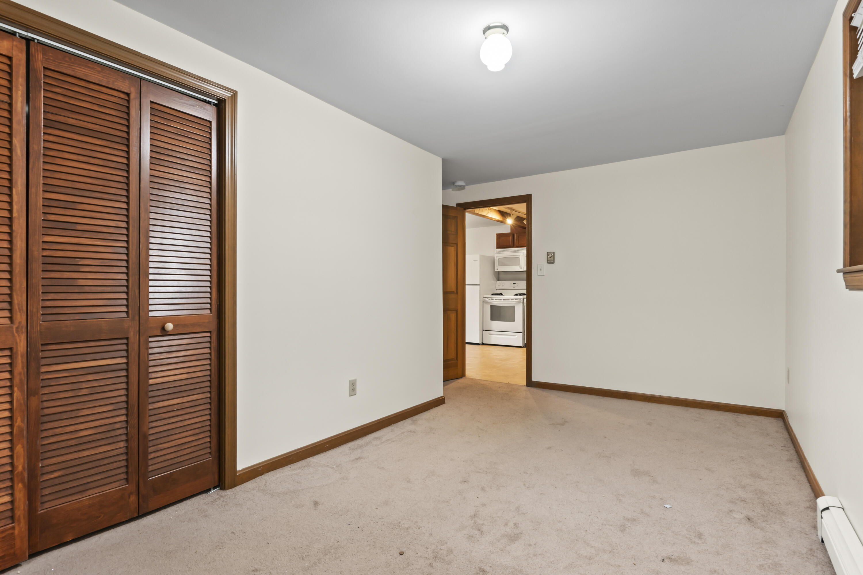 872 Riverside Street Portland, ME 04103 - Photo 46 of 56 872 Riverside St_121