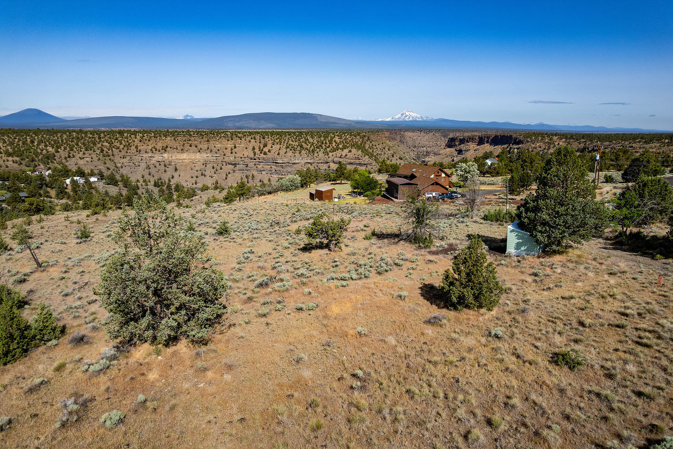10091 Southwest Shad Road Terrebonne, OR 97760 - Photo 26 of 32