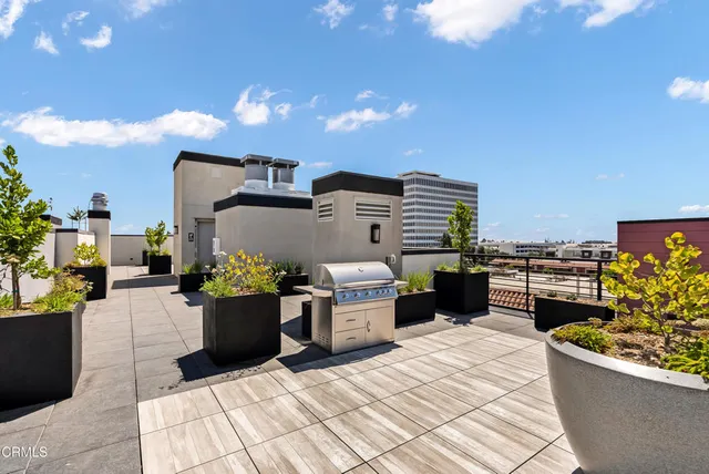 $799,000 | 150 South Oak Knoll Avenue, Unit 103, Pasadena, CA 91101