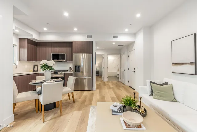 $799,000 | 150 South Oak Knoll Avenue, Unit 103, Pasadena, CA 91101