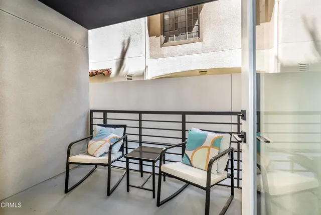 $799,000 | 150 South Oak Knoll Avenue, Unit 103, Pasadena, CA 91101