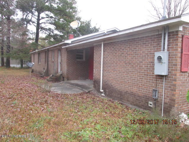855 Blades Road Havelock, NC 28532 - Photo 3 of 13 A Rear View