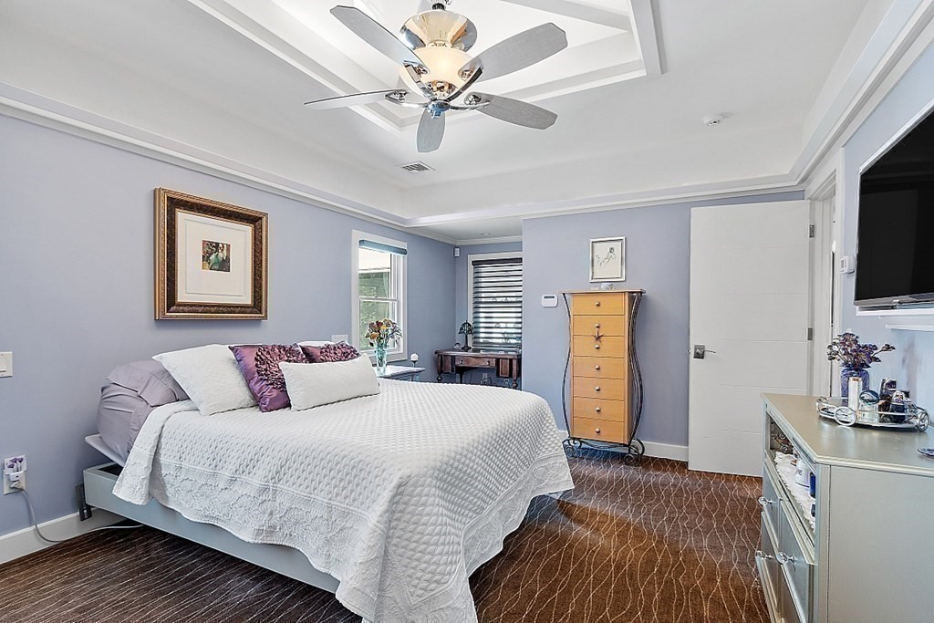 21 Robinwood Road Buzzards Bay, MA 02532 - Photo 22 of 38
