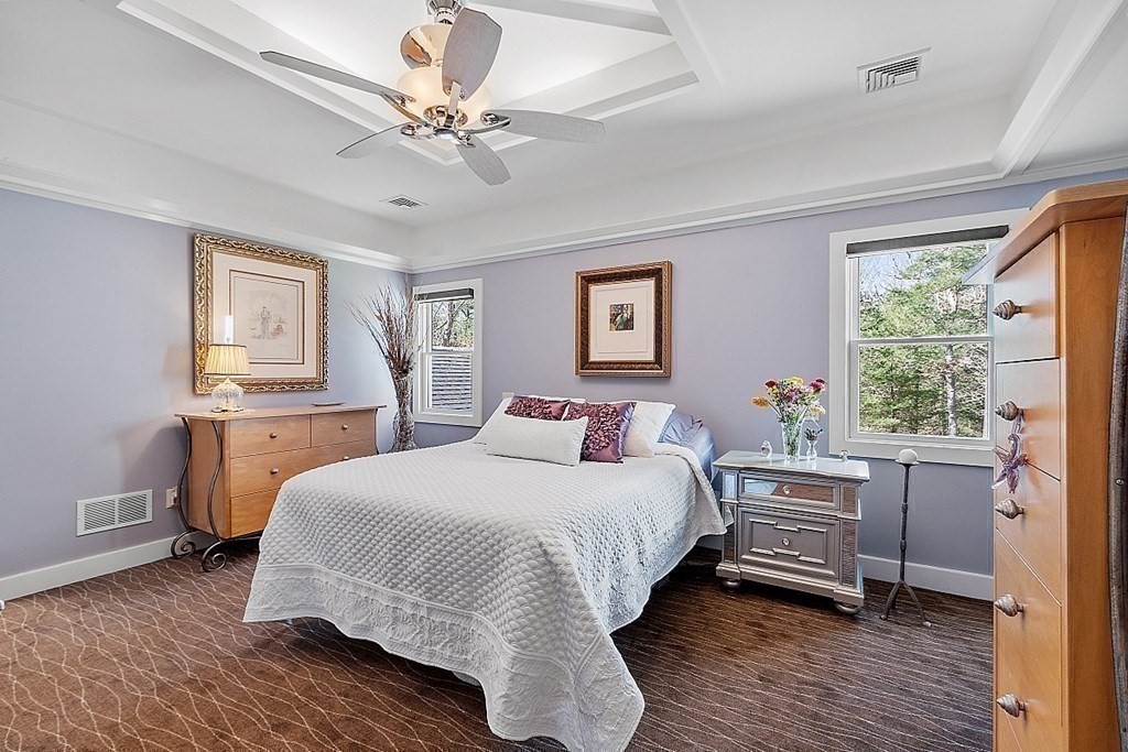 21 Robinwood Road Buzzards Bay, MA 02532 - Photo 23 of 38