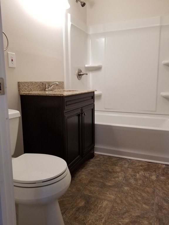 267 Jasper Street Springfield, MA 01109 - Photo 14 of 20