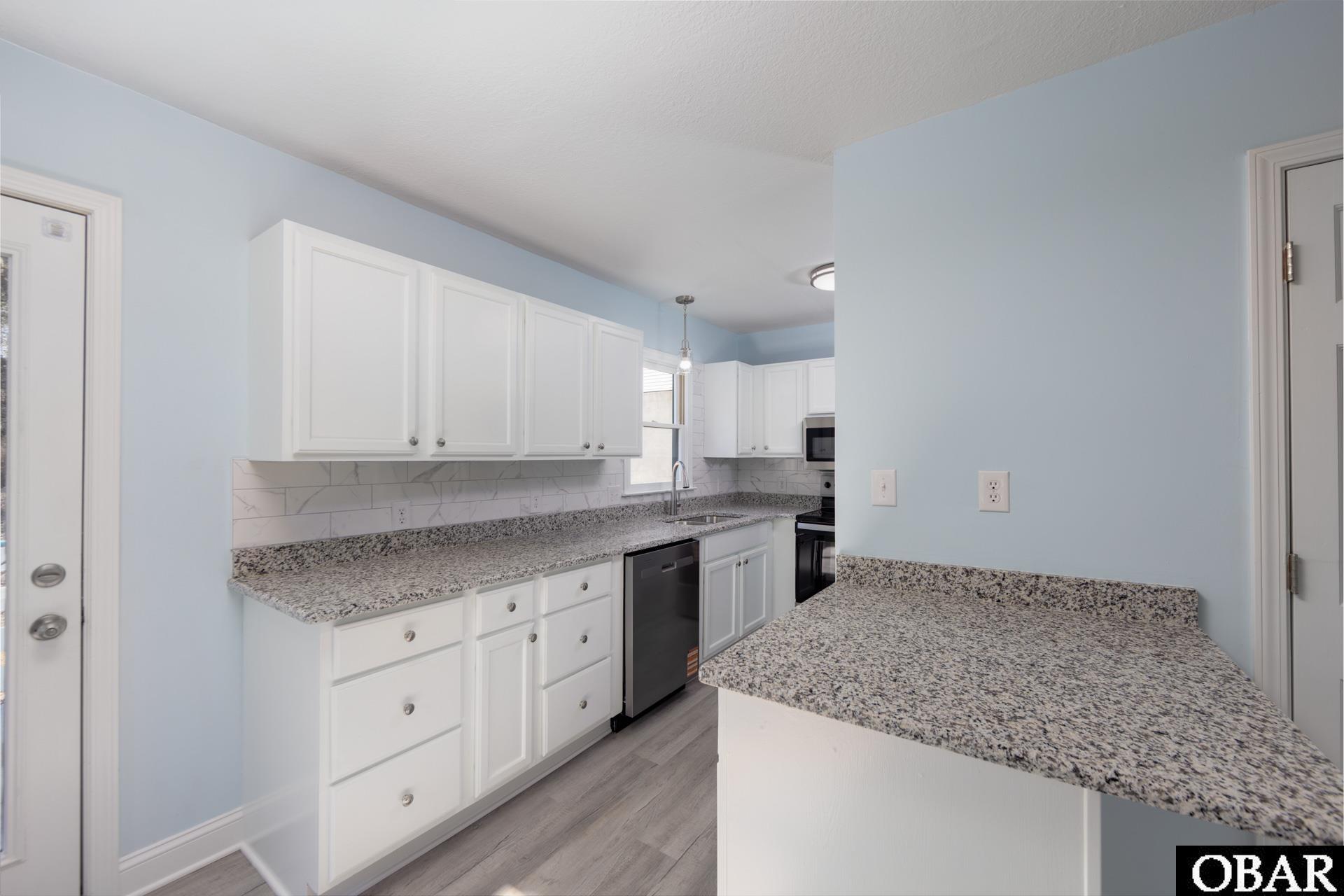 2345 Colington Road Kill Devil Hills, NC 27948 - Photo 8 of 46