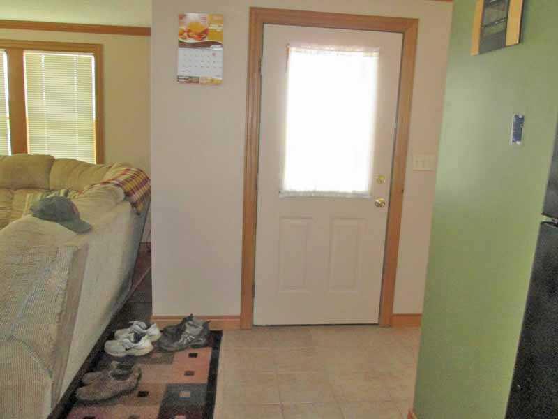 350 Phillips Road Glenburn, ME 04401 - Photo 9 of 29 Entry.