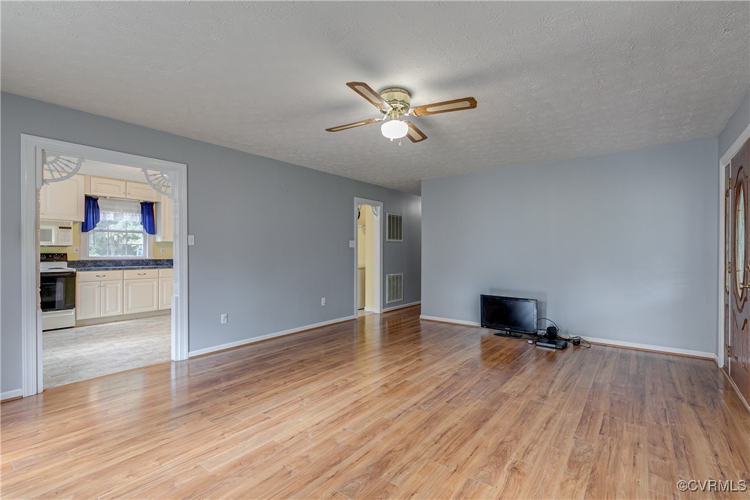18525 Frog Level Road Ruther Glen, VA 22546 - Photo 21 of 49 Gallery Image 21
