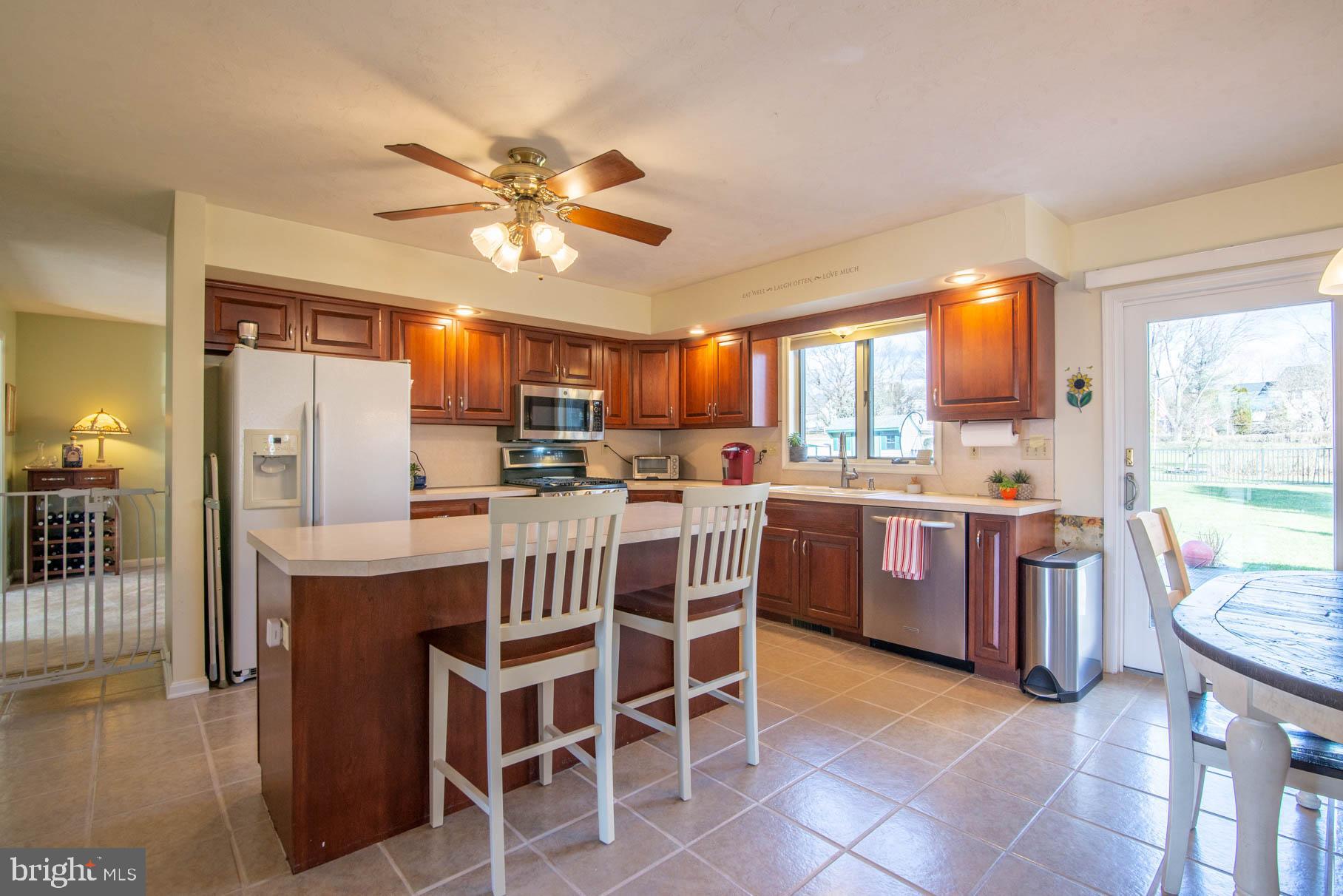 588 Chestnut Hill Road York, PA 17402 - Photo 11 of 49