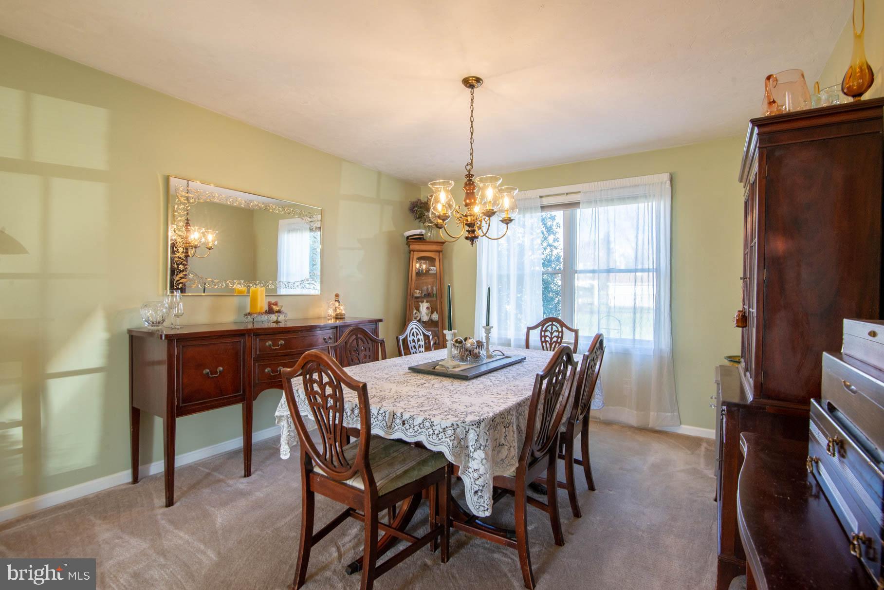 588 Chestnut Hill Road York, PA 17402 - Photo 7 of 49