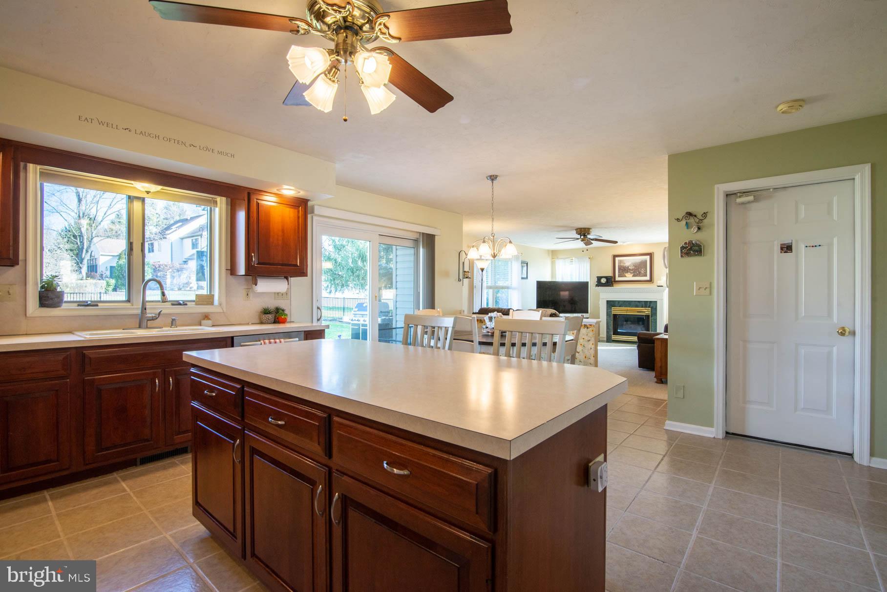 588 Chestnut Hill Road York, PA 17402 - Photo 10 of 49