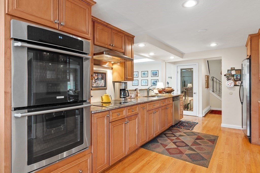 8 Robbin Road Canton, MA 02021 - Photo 11 of 42 Gallery Image 11
