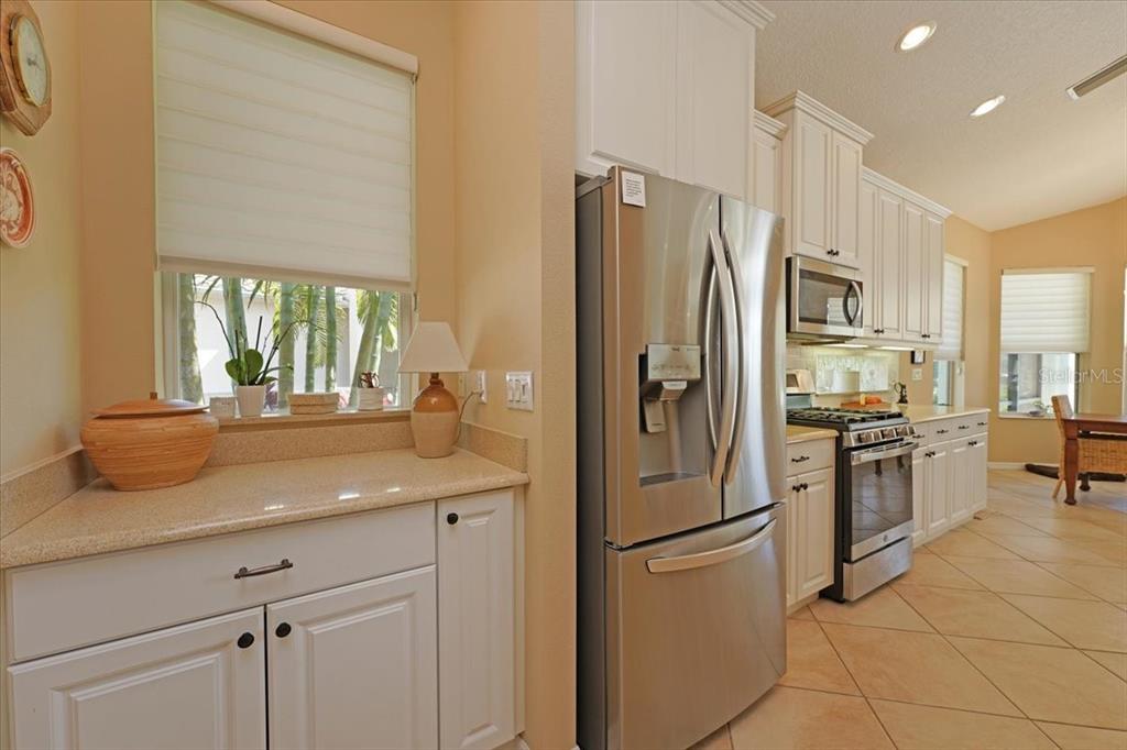 12708 Stone Ridge Place Lakewood Ranch, FL 34202 - Photo 14 of 54 Gallery Image 14