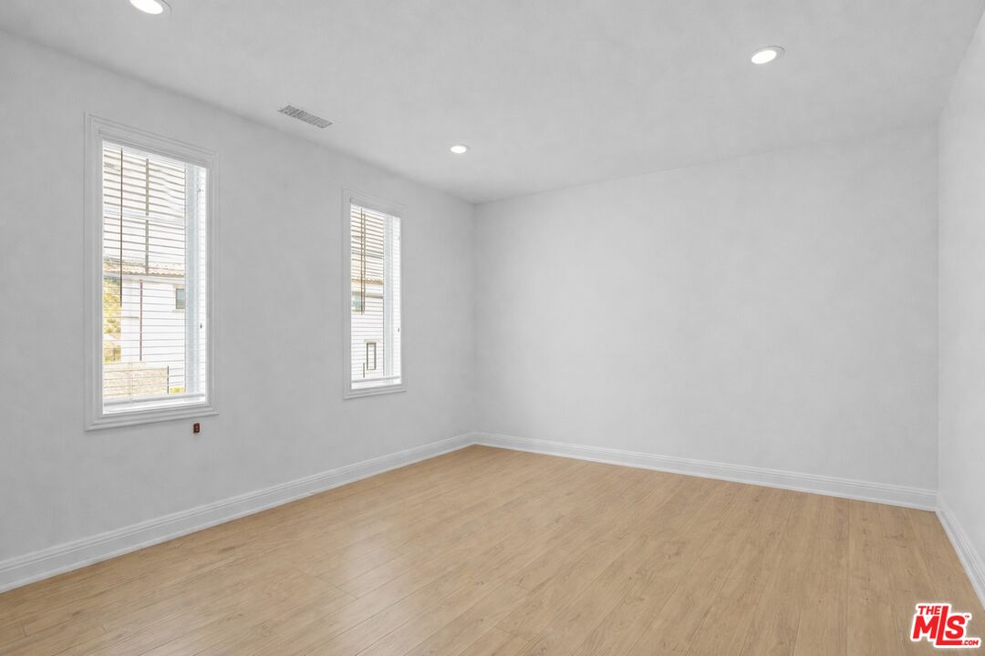 20204 Albion Way Porter Ranch, CA 91326 - Photo 31 of 43