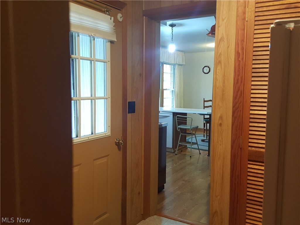 635 Meadville Road Davisville, WV 26142 - Photo 4 of 25 Gallery Image 4