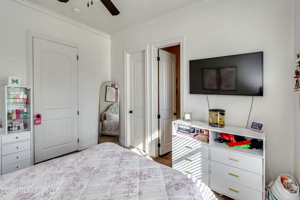 $690,000 | 308 East Lake Drive, Madison, MS 39110