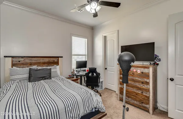 $690,000 | 308 East Lake Drive, Madison, MS 39110