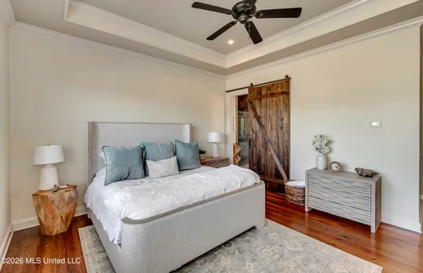 $690,000 | 308 East Lake Drive, Madison, MS 39110