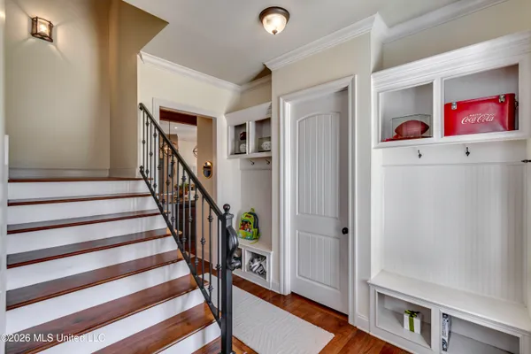 $690,000 | 308 East Lake Drive, Madison, MS 39110