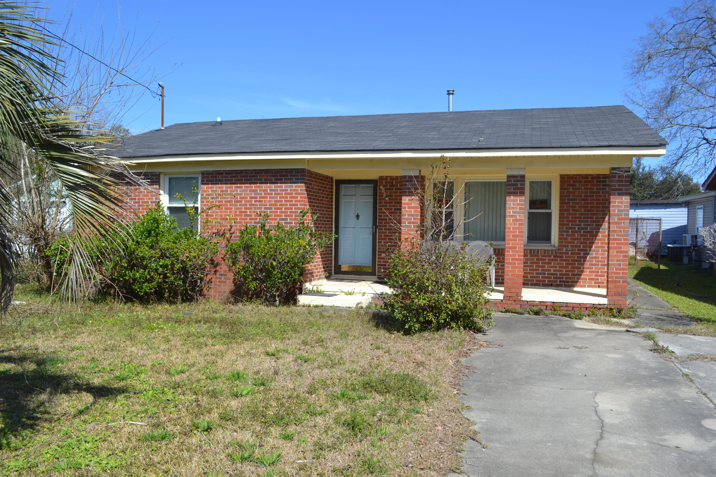 2512 Prince Street Georgetown, SC 29440 - Photo 1 of 16 DSC_0309