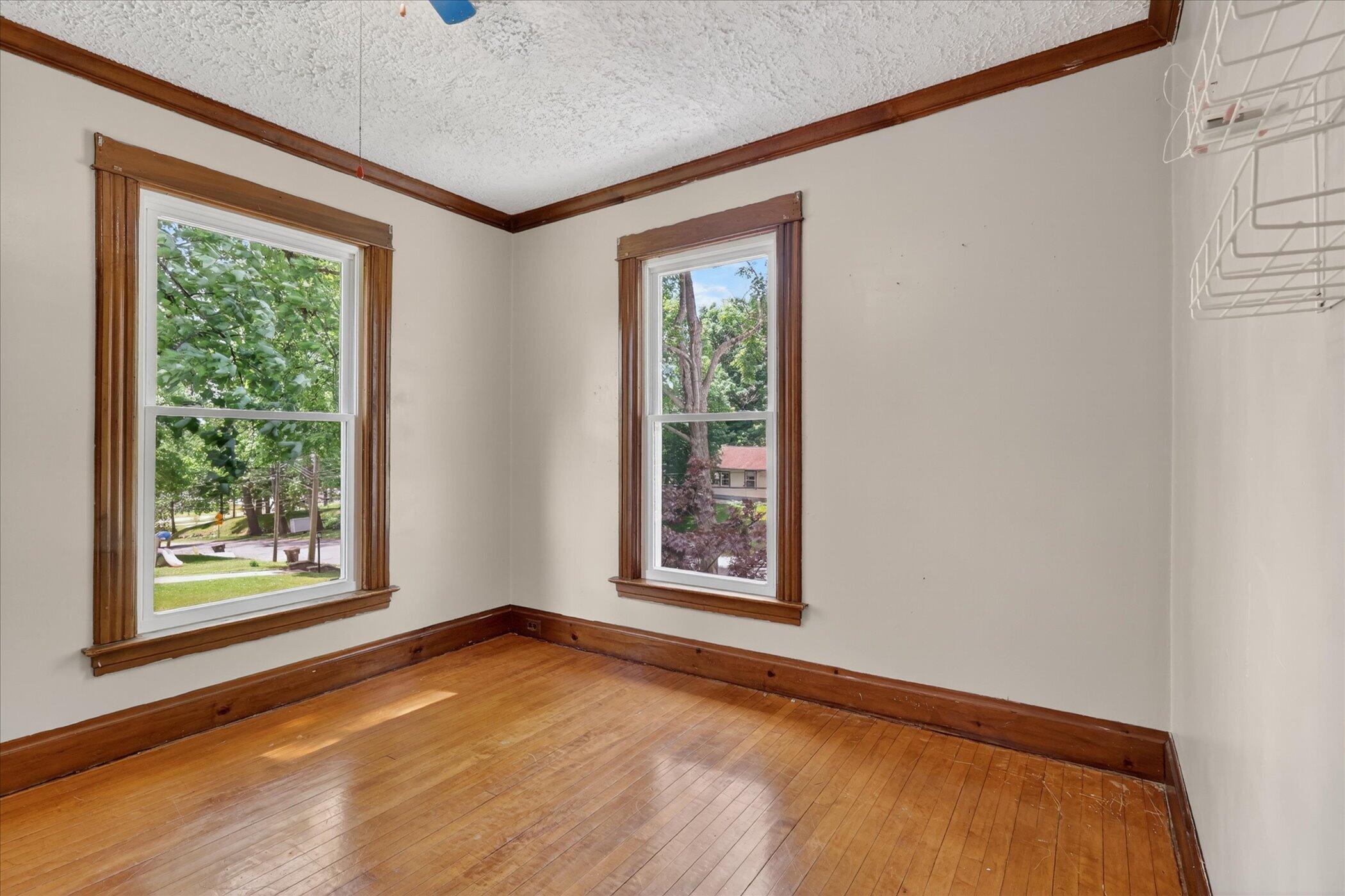 282 Liberty Street Muir, MI 48860 - Photo 24 of 34 21-282-Liberty-St-WindowStill