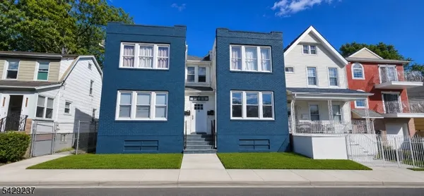 $889,000 | 16 Boylan Street, Newark, NJ 07106