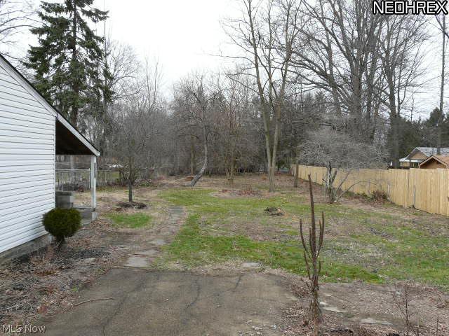 1614 Keystone Road Parma, OH 44134 - Photo 3 of 12 Gallery Image 3