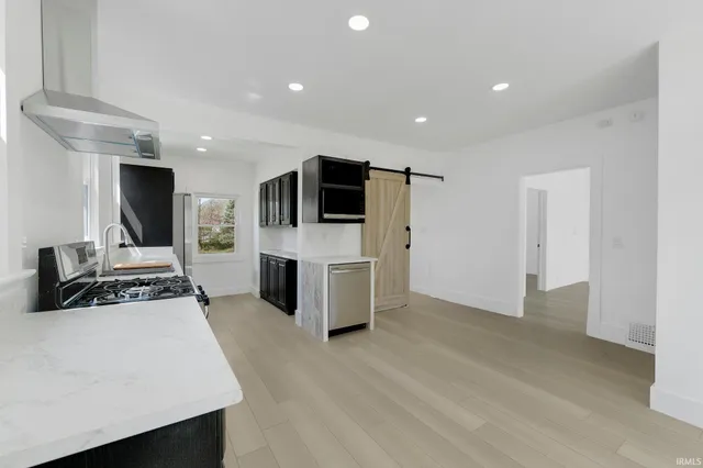 $299,900 | 4521 Covington Road, Fort Wayne, IN 46804