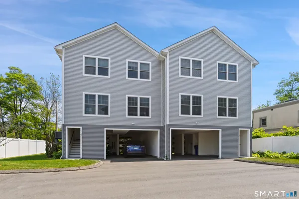 $4,500 | 110 Berwick Avenue, Unit 110, Fairfield, CT 06825