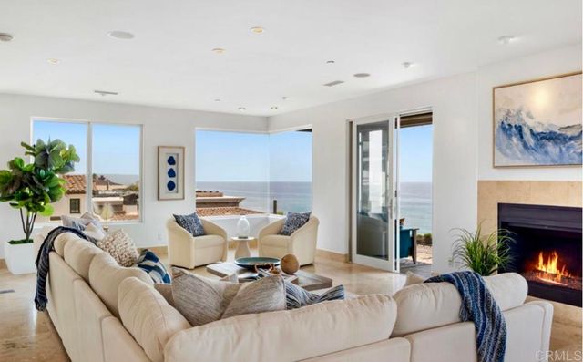 $4,000,000 | 1371 San Elijo Avenue, Cardiff-by-the-Sea, CA 92007